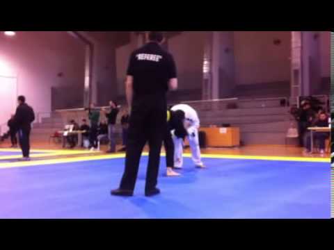 BRUNO CAPASSO FINALE NAPOLI BJJ TOURNAMENT 2013 (MARCIANISE FIGHT TEAM)