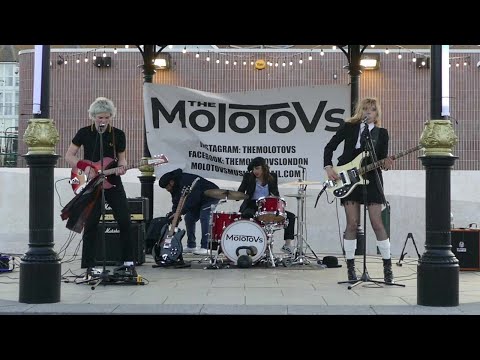 The Molotovs ~ God Save The Queen (Sex Pistols Cover) ~ Cliftonville Bandstand