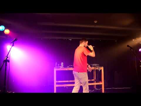 Packet-duše v poutech LIVE