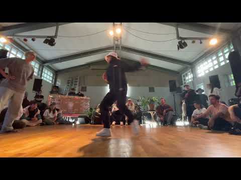 Maia vs. Jazzy Jes | Top 16 Bgirl battle | Queen16 Festival 2022