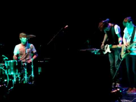 I Might Be Wrong - One Room Second Try Live (Volksbuehne / Berlin)