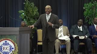 Pastor Gino Jennings Breaks Down Bible To Explain Jesus Being David Father!