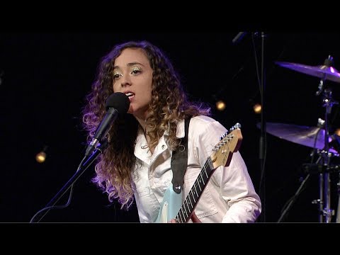 Pearl Earl - “Something’s Gotta Change” - KXT Live Sessions
