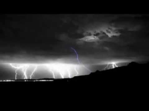 လေးဖြူ - မရေရာဘူး (Official MV)