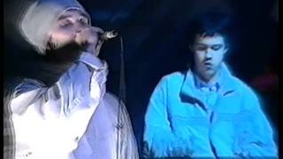 Ian Brown, Dolphins Were Monkeys, live on TFI Friday