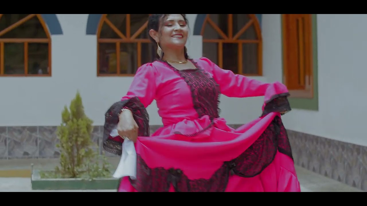 Preciosa Huanuqueñita 01