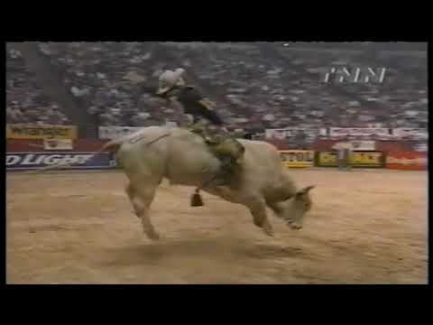 Whitewall steps on Cauy Hudson - 99 PBR Finals