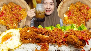 Download lagu MAKAN AYAM SPICY MCD GEPREK 🍗 SAMBEL GEPUK 🌶 mp3
