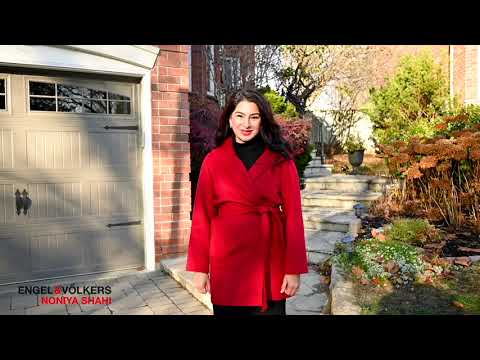 1604 Hampshire Crescent, Mississauga (The Coveted Mineola West Region)