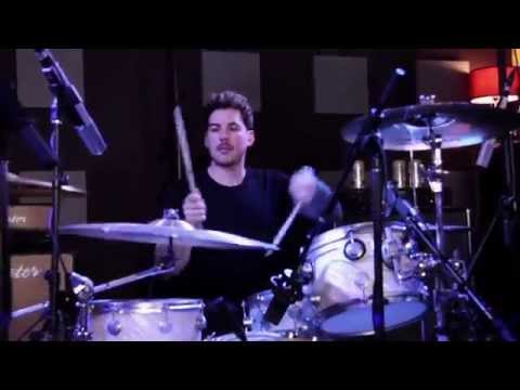 Desert Island Classic - 'Blue Skies' (Live Sessions at Bluedoor Studios)