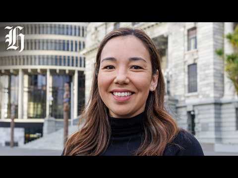 Thumbnail for NZ Herald Live: Qiulae Wong speaks to media
