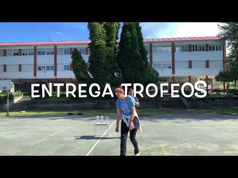 Entrega trofeos