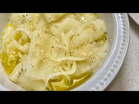 Yuca con mojo / Yuca Cuban style