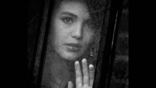 SIN PIEDAD - Mina &amp; Joan Manuel Serrat