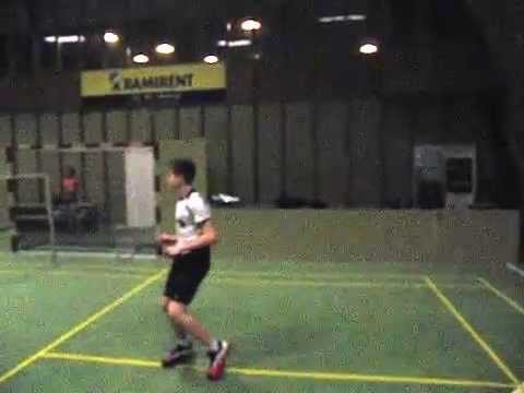 Badminton, Mads smasher (set fra siden)