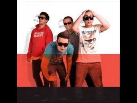 DEW TOWN DOGZ l PEEP SHOW REMIX