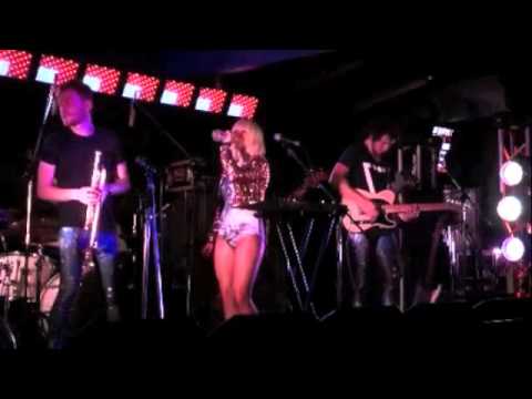 Play The Game - Astrid & The Asteroids live at the Tempo Hotel