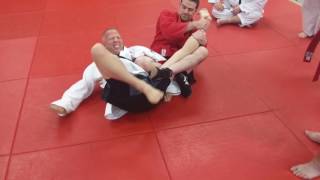 SAMBO ROLLING LEGLOCK WITH BANANA SPLIT by Gregg Humphreys