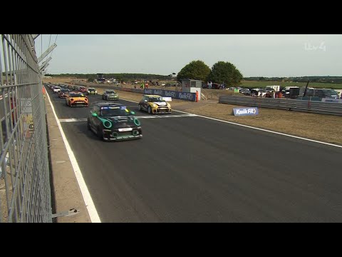 2022 Mini Challenge UK - Round 14 Snetterton