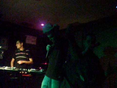 Dikeyti feat Duke Sam