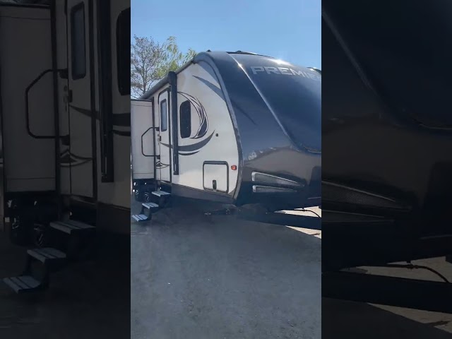 2018 Keystone BULLET PREMIER 26RBPR in Travel Trailers & Campers in St. Albert