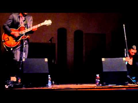 John De Leo - Amore che vieni, amore che vai.MTS