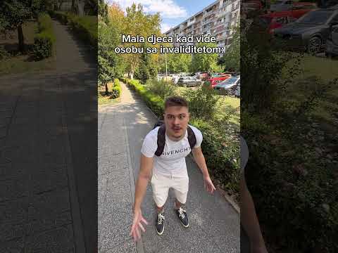 Mala djeca kad vide osobu sa invaliditetom🩼👶 #balkan #pabstv