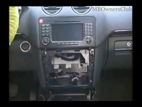 Mercedes-Benz GL - Dashboard removal and installation | Step-by-step explanation