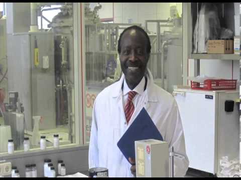 Dr. Armah - Gründer  von LAVOLTA