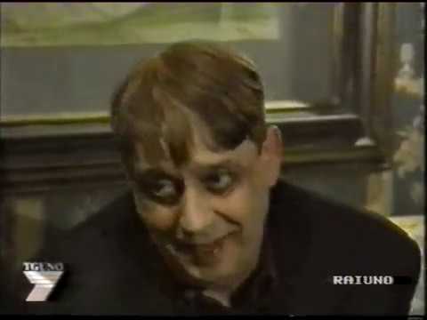 Carmelo Bene ebbro in casa. Intervista.