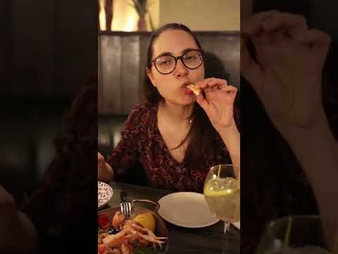 La Ultima: le resto italien cache place Saint-Michel #shorts #restoitalien #restaurantparis #foodie