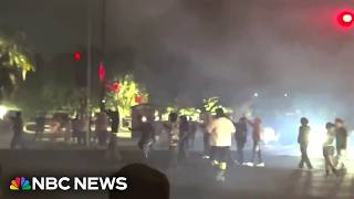 Hundreds of teens swarm Colorado shopping center for so-called ‘takeov
