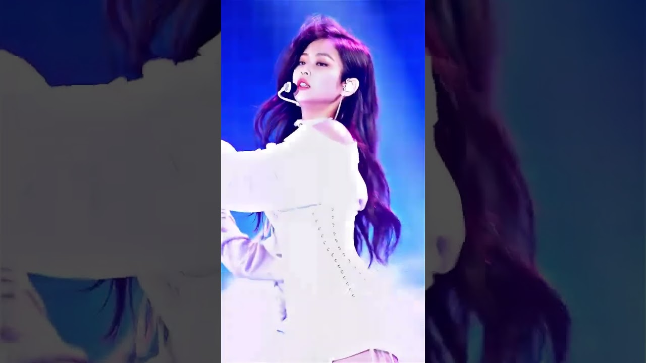 Keşfet açık mı? yorumlarda buluşalım asklarım💖#blackpink #kpop #blink #lisa #queenlalisaedits