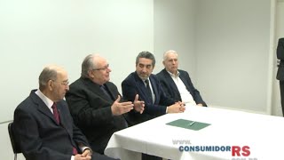 Unicred Porto Alegre e Simers assinam convênio
