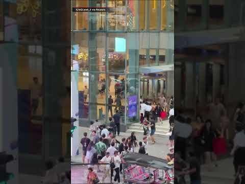 People flee from mall following Thailand shooting