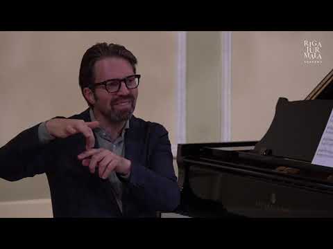 Piano masterclass with Leif Ove Andsnes and student Ērika Jākobsone