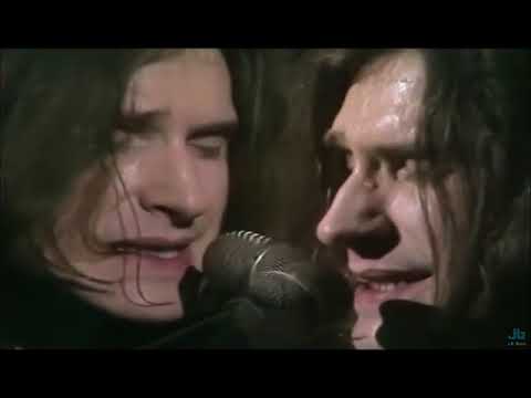 Thumbnail for The Kinks - Lola (BBC Studios, 1973) by The Kinks