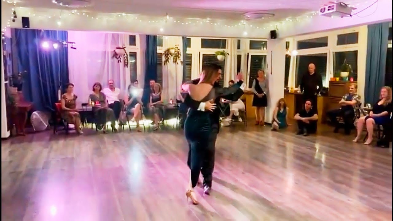 Elise Barbot y Roque Bravo - Le Fleuve Tango Lausanne - Campo afuera Milonga 3/4