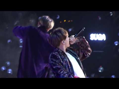170513 BTS The Wings Tour in Hong Kong - BTS Cypher 4 (Fancam)