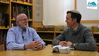 The Parasha Pod | 24 | Vayakhel | Rav Menachem Leibtag and Rav Mordechai Rosenberg (ישיבת הר עציון) - התמונה מוצגת ישירות מתוך אתר האינטרנט יוטיוב. זכויות היוצרים בתמונה שייכות ליוצרה. קישור קרדיט למקור התוכן נמצא בתוך דף הסרטון