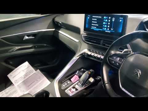 Video of Peugeot 5008 2022