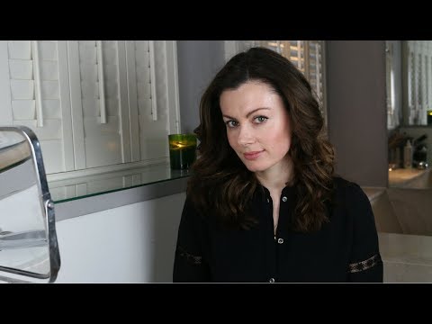 A Dermatologist's Guide To Acne Purging