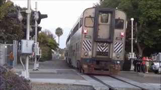 preview picture of video 'Railfanning Carlsbad Village Evening - 4/18/14'