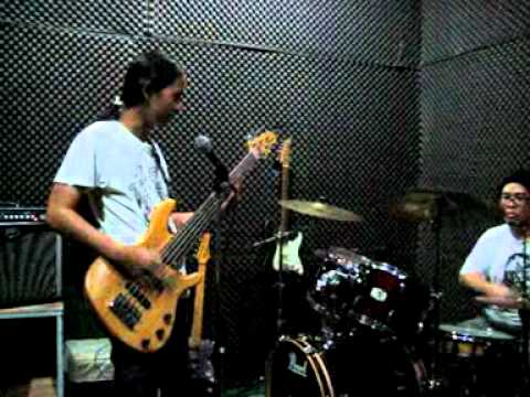 Cystgurgle - rehearsal @ 84 Music House - Post-Eruptive Liquids Gathered from the Exploded