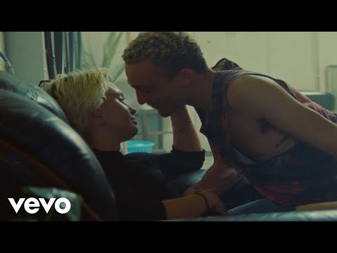 Becky and the Birds - Becky and the Birds
