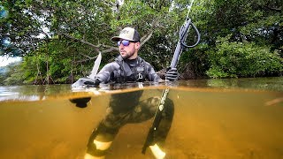 Stranded On ISLAND In Ocean SURVIVAL Challenge!! (spearfish)