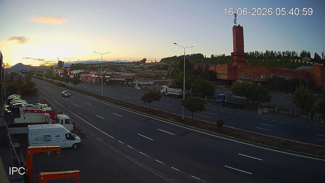Live webcam view of Northern Bus Station & Sevan Highway