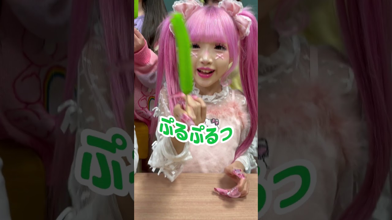 これしってる？韓国で大バズり中の「ベロベロバー」👅✨ SNS映えする見た目なのに、合成着色料や保存料を使ってなくて安心💕🎶 #PR#ベロベロバー#コンビニ新商品#コンビニアイス#新感覚アイス