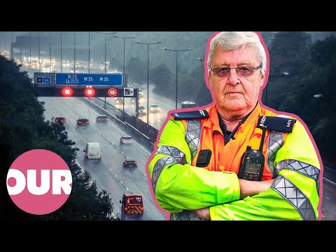 Heavy Rain Causes Mayhem On The M25 | Britain's Busiest Motorway E5 | Our Stories