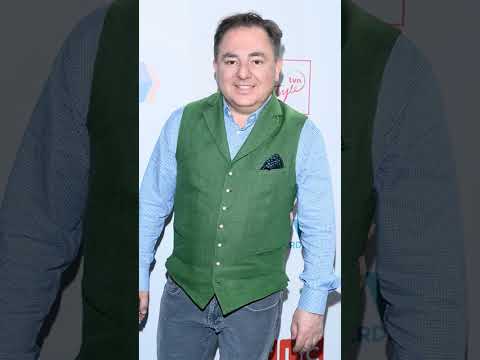 Robert Makłowicz opowiada kawał o kierowcy tira (AI) #humor #dowcipy #ai #śmieszne